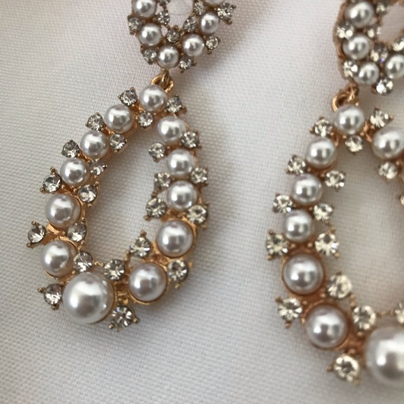 Pearl and Crystal Teardrop Statement Earrings - Picture 4 of 15